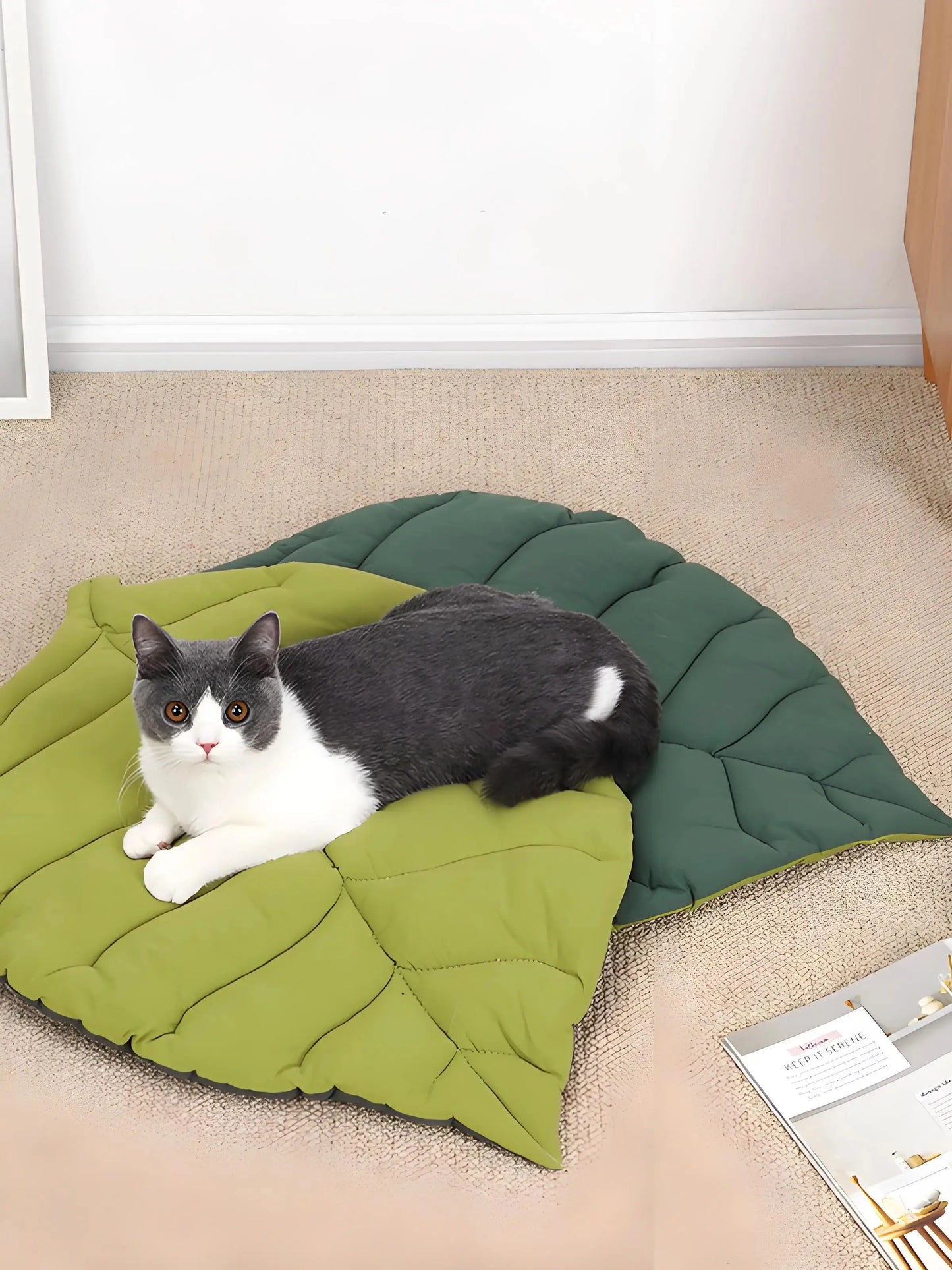 4 Season Pet Sleeping Pad Durable Leaf Design Mat for Cats